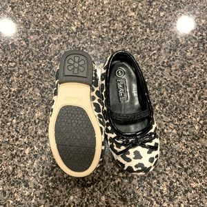 Size 5 Cheetah print Children’s Place